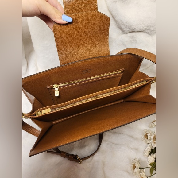 Authentic Louis Vuitton Courcelles shoulder bag - Picture 7 of 16